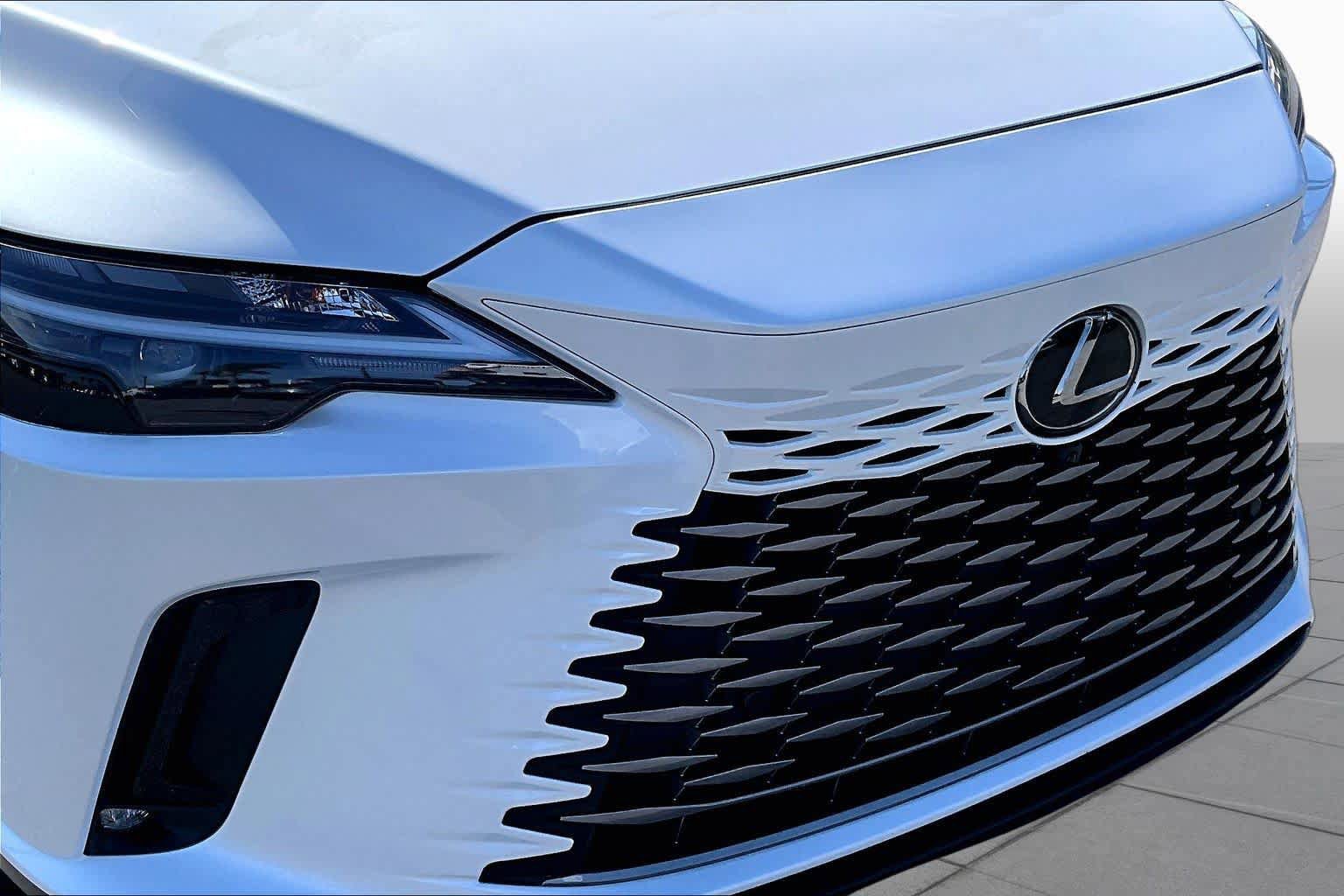 Used 2023 Lexus RX 350 Premium w/ Accessory Package FWD image 28