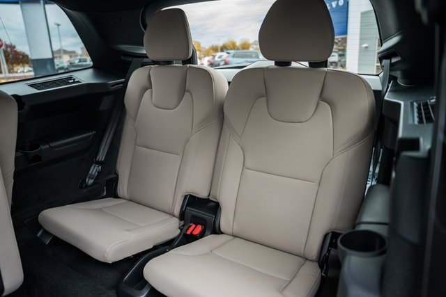 New 2026 Volvo XC90 B6 Plus image 35