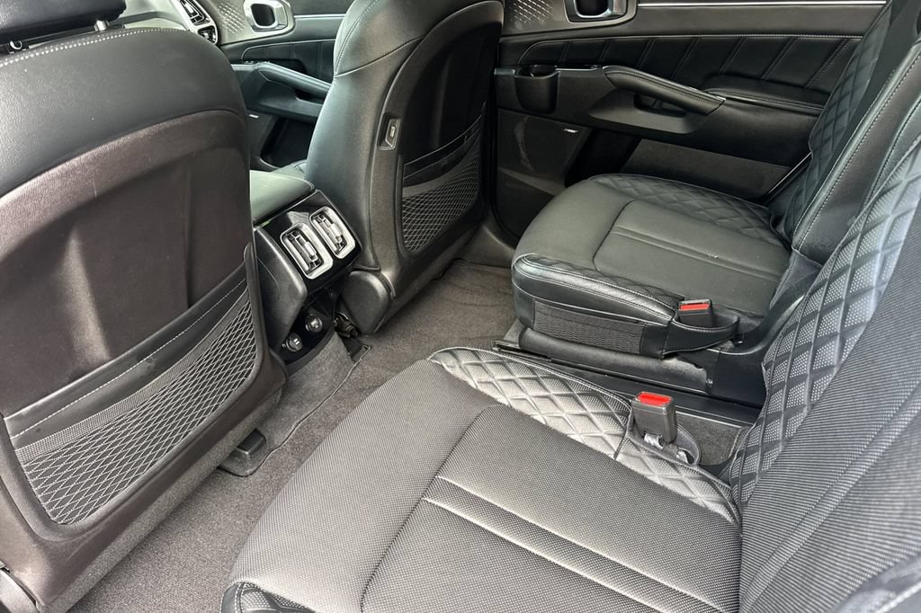 Used 2021 Kia Sorento SX FWD image 7