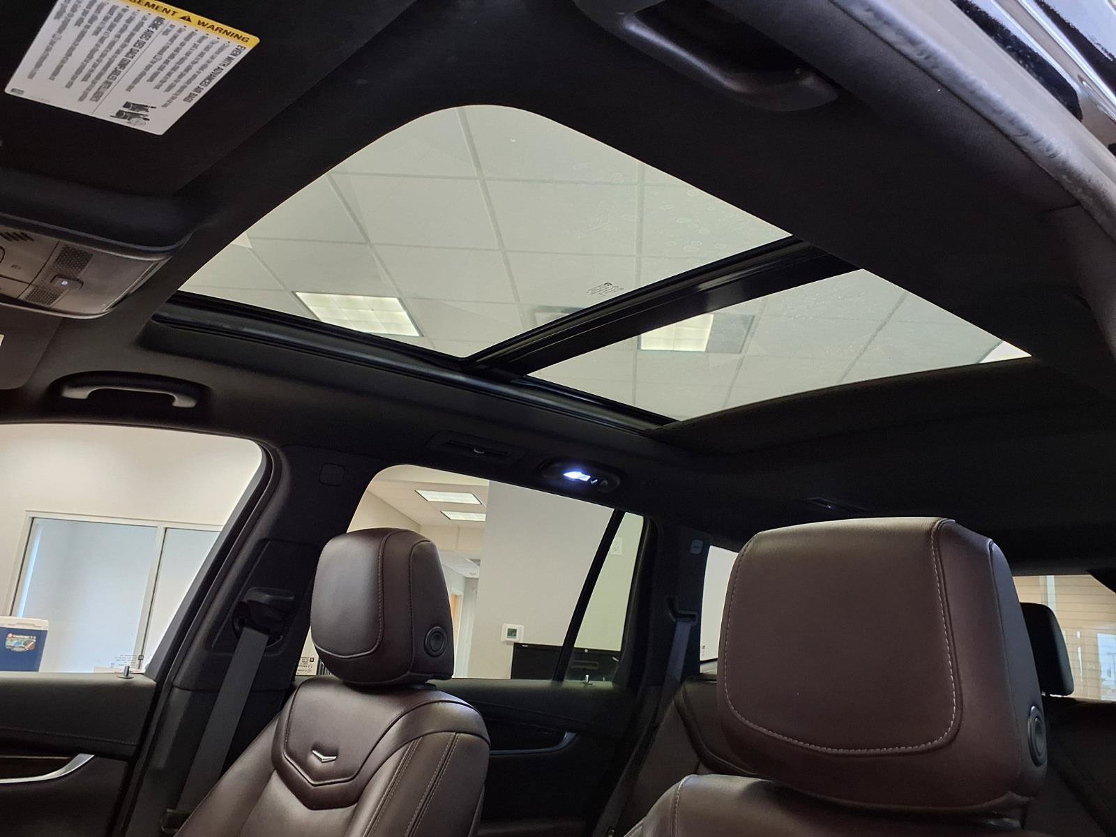 Used 2020 Cadillac XT6 Premium Luxury FWD image 22