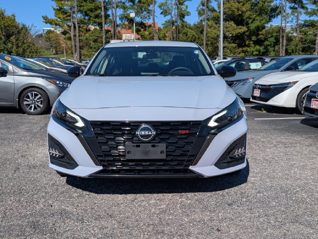 Used 2023 Nissan Altima 2.5 SR FWD image 8