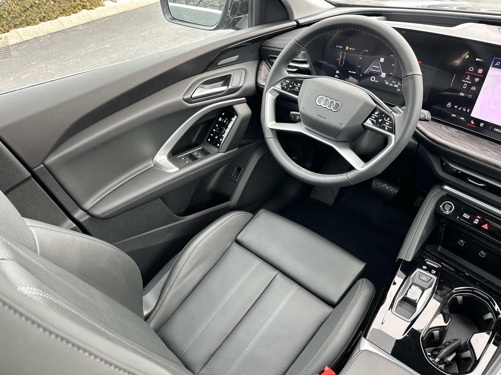 Used 2025 Audi Q5 Premium Plus AWD/4WD image 29