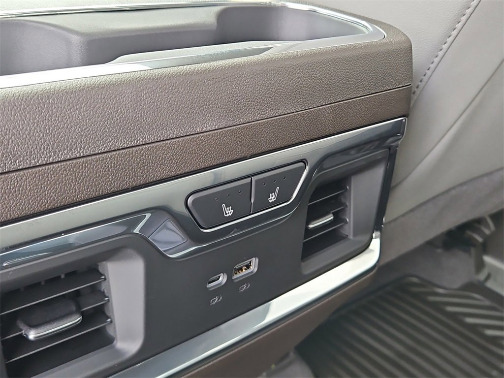 New 2026 Chevrolet Silverado 1500 LTZ w/ LTZ Premium Package image 29