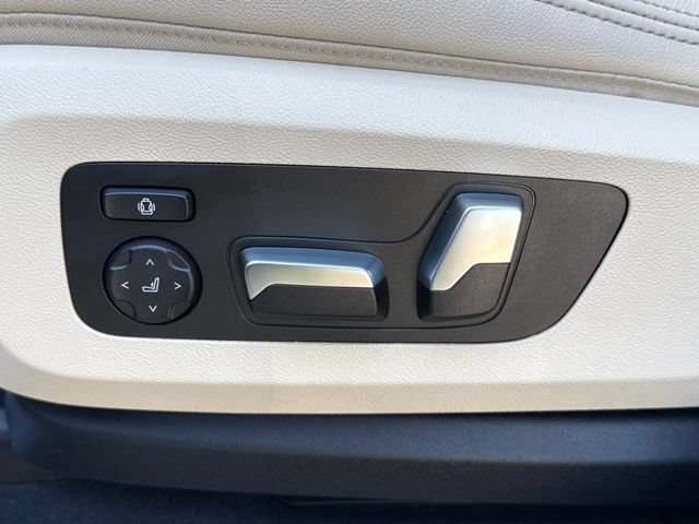 Used 2019 BMW X5 xDrive40i w/ Convenience Package AWD/4WD image 26