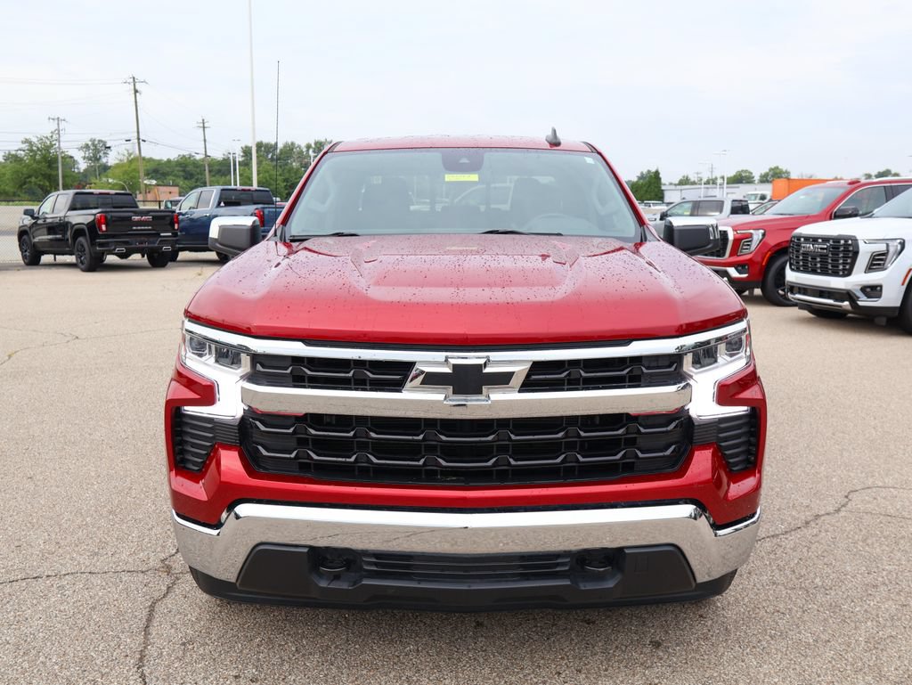 Used 2024 Chevrolet Silverado 1500 LT AWD/4WD image 25