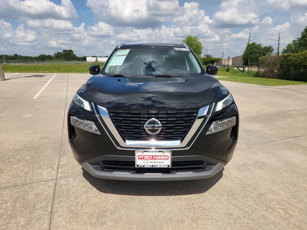 Certified 2021 Nissan Rogue SV w/ Premium Package FWD image 8