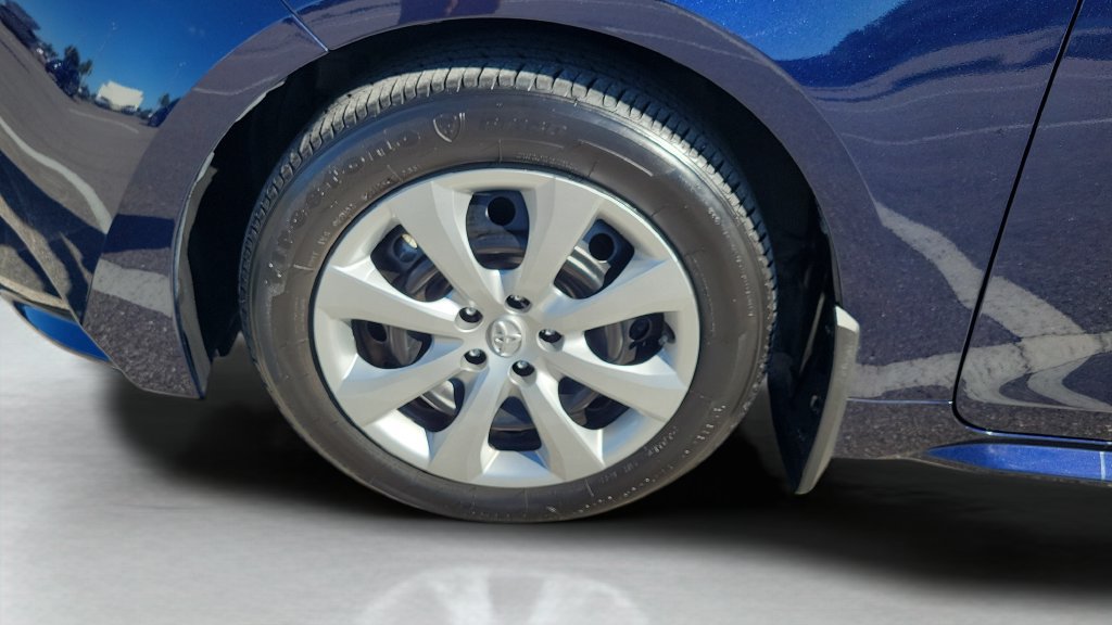 Certified 2025 Toyota Corolla LE FWD image 25