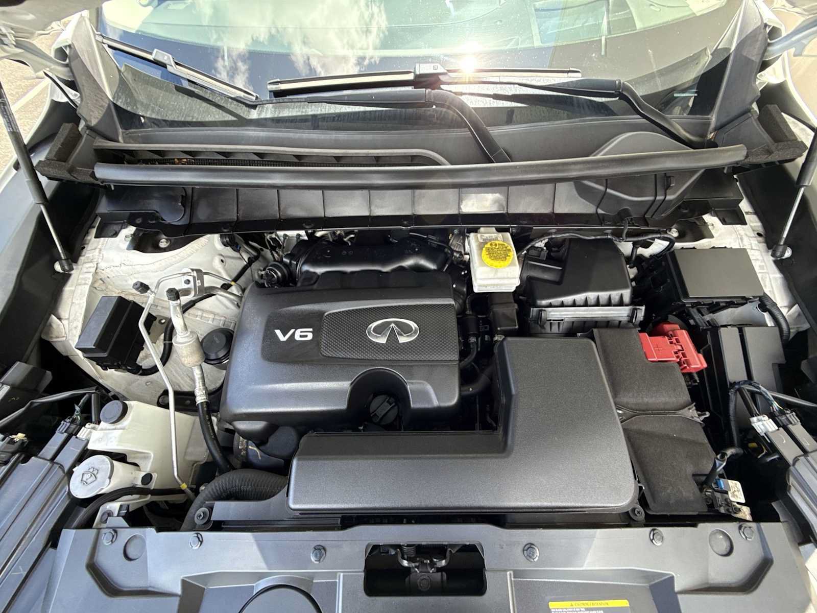 Used 2023 INFINITI QX60 Sensory w/ Vision Package AWD/4WD image 11
