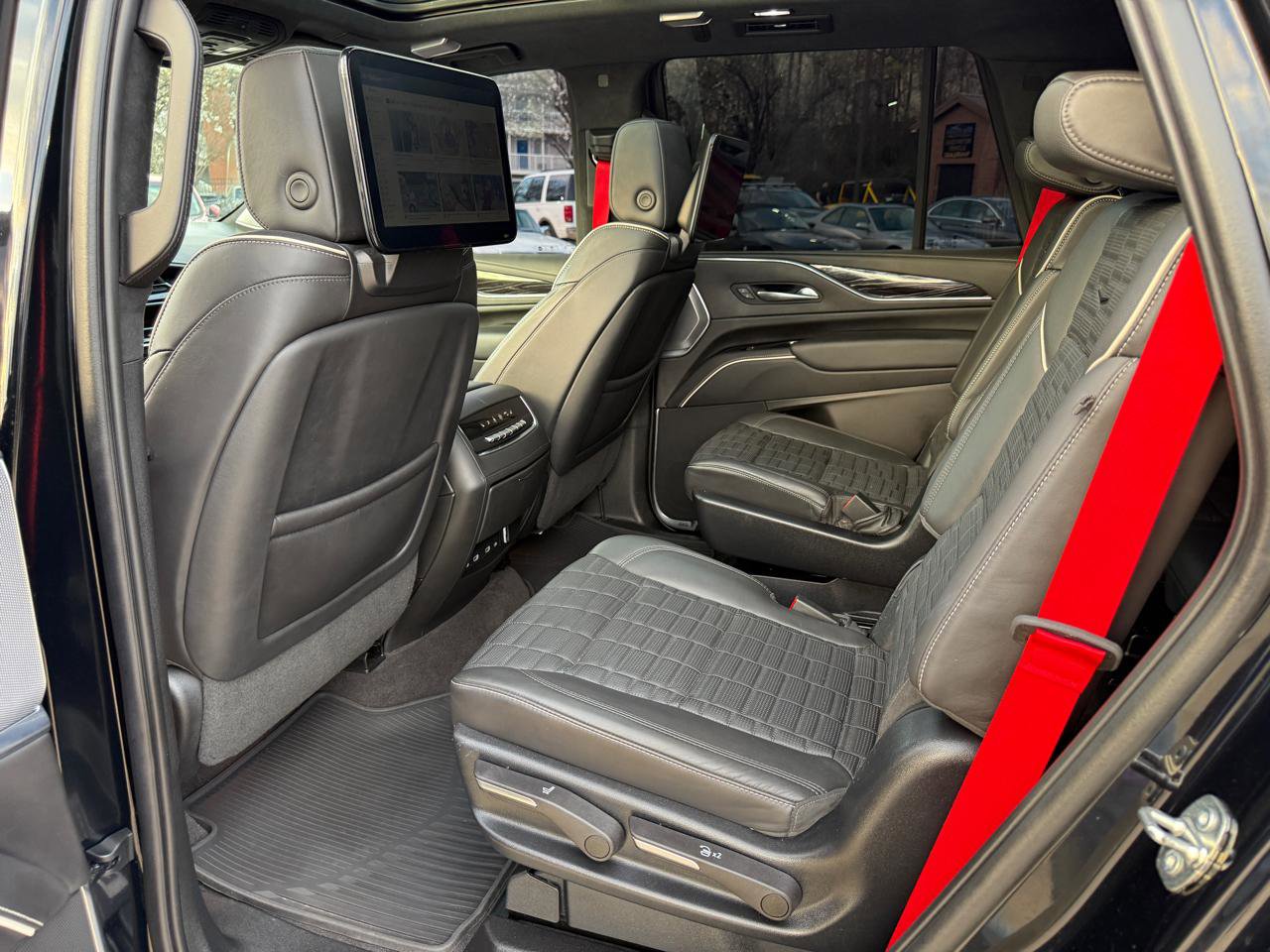 Used 2023 Cadillac Escalade V image 50