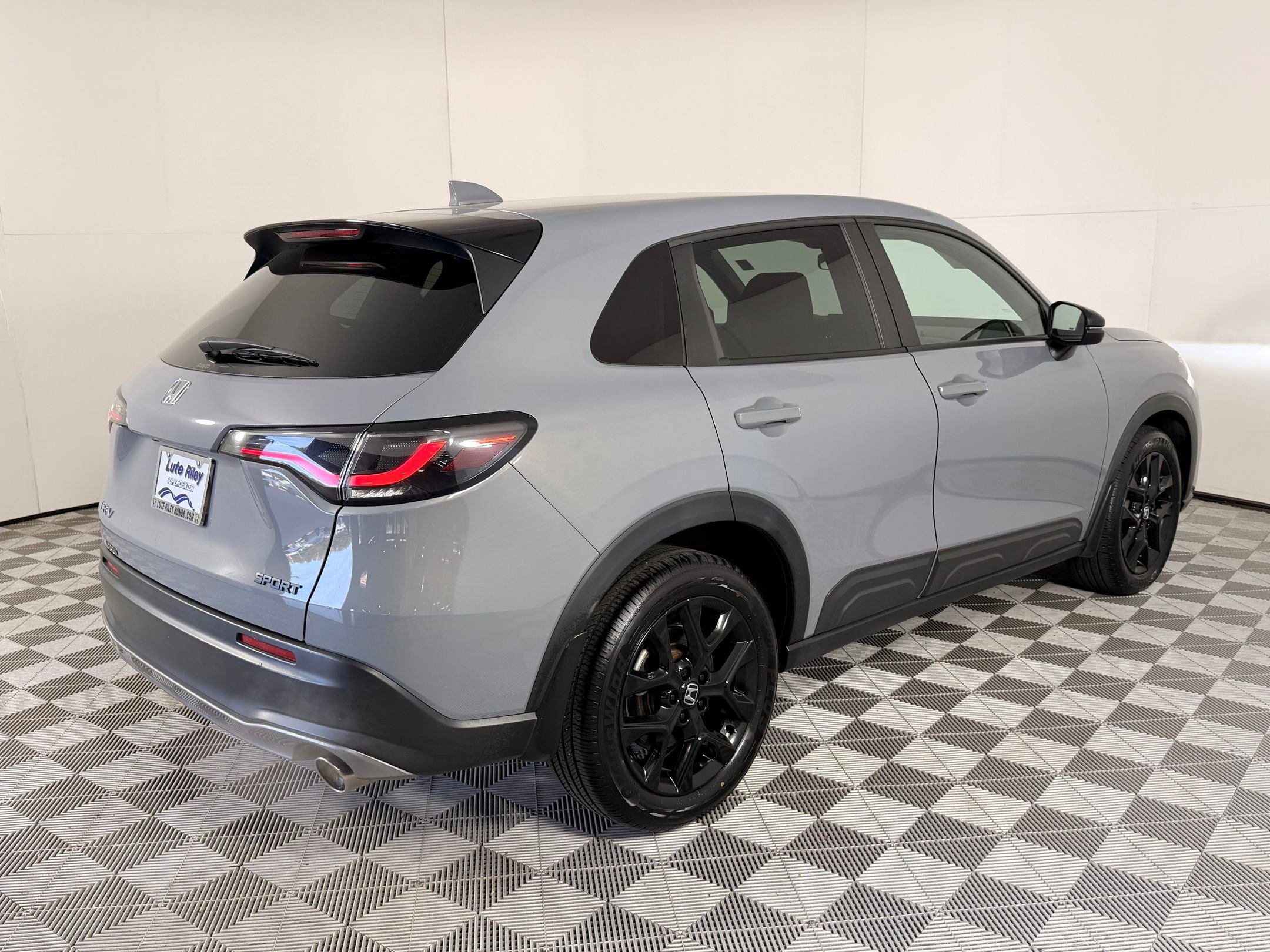 Certified 2023 Honda HR-V Sport image 9