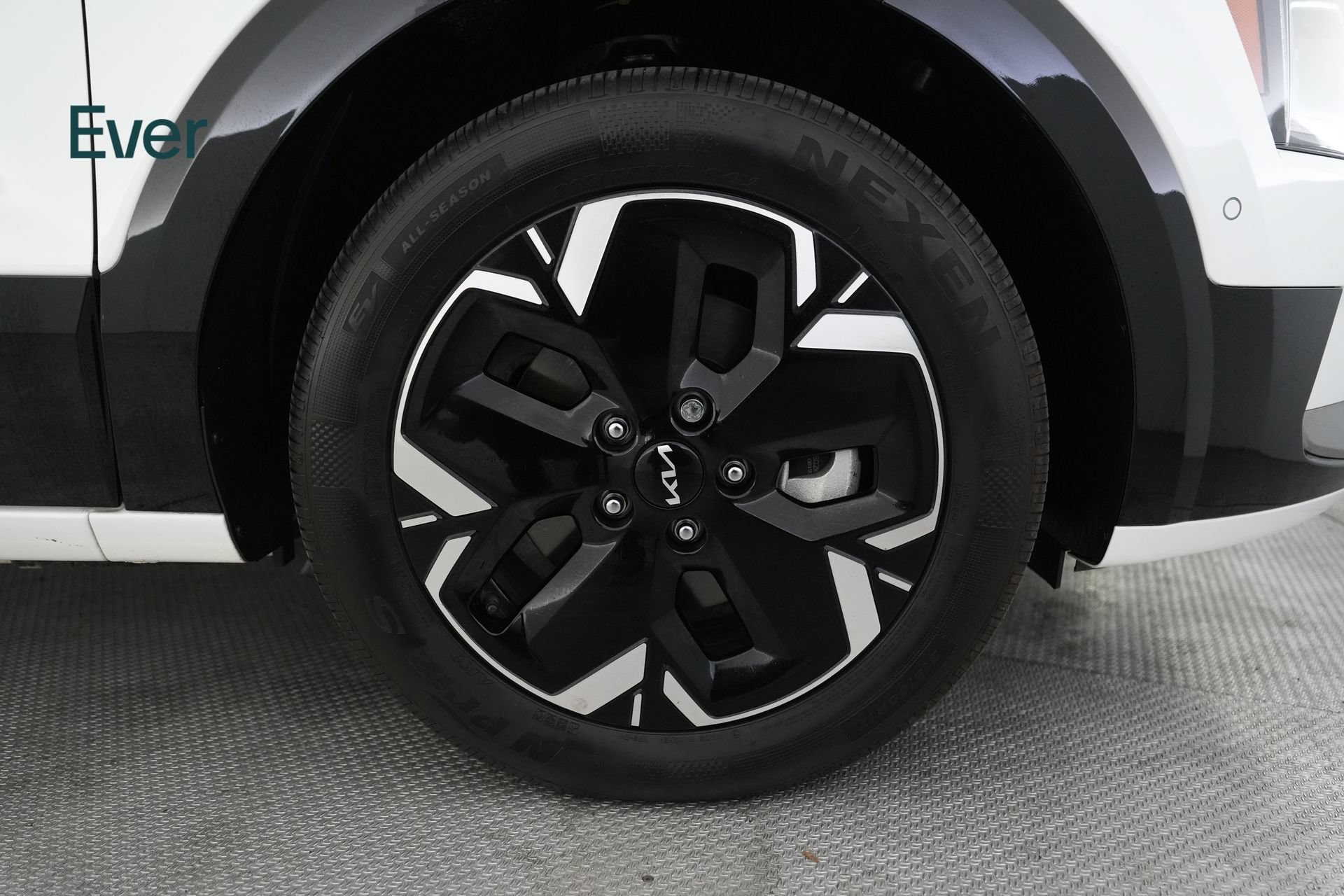 Used 2024 Kia Niro Wave FWD image 20