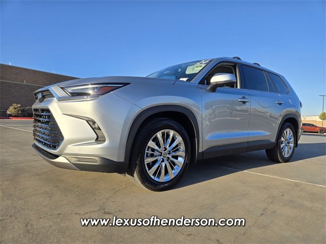Used 2024 Toyota Grand Highlander Platinum video 2