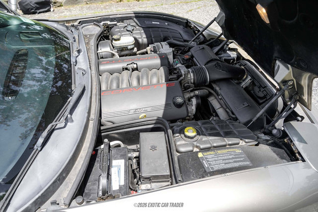 Used 2000 Chevrolet Corvette Coupe w/ Roof Pkg RWD image 18