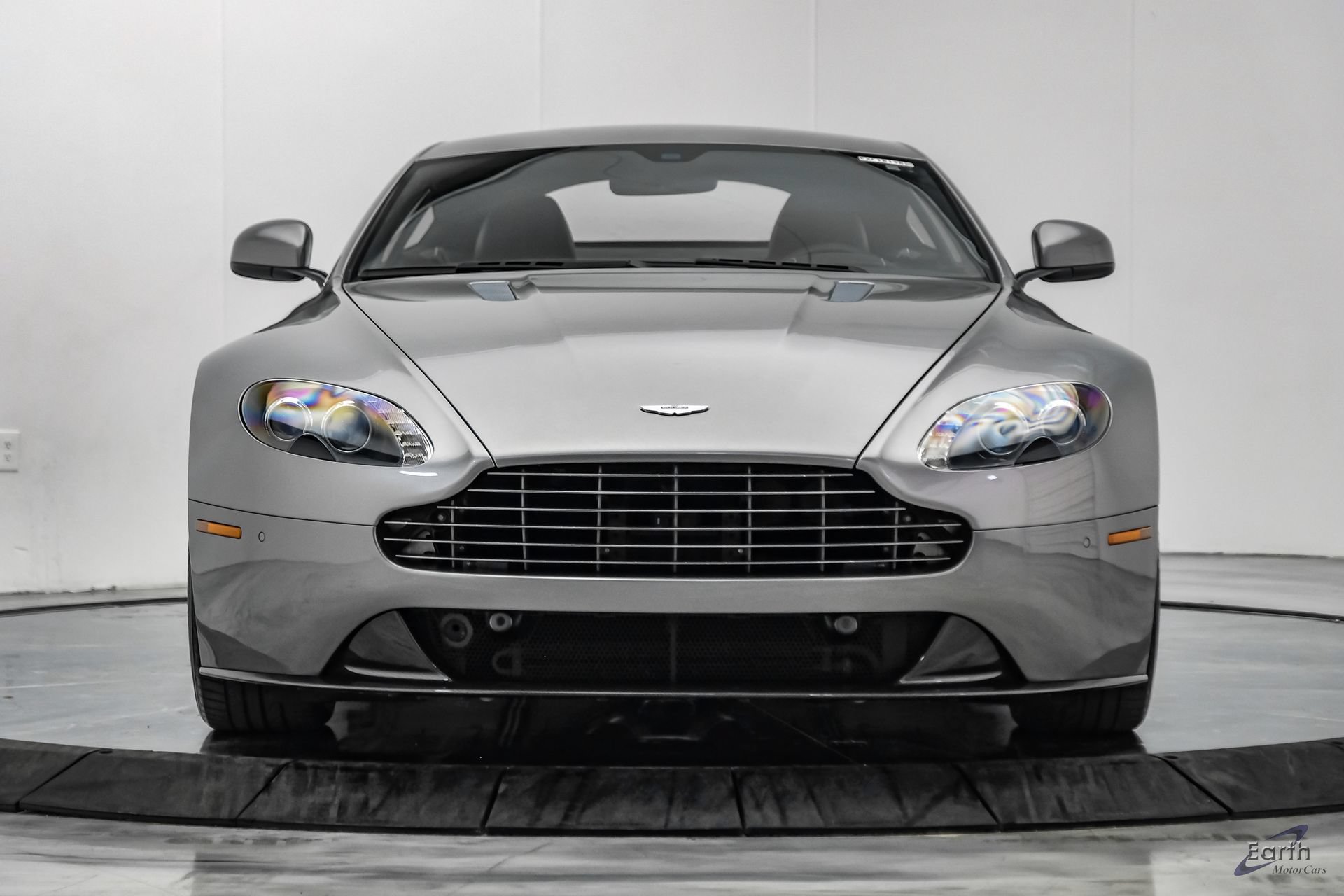 Used 2014 Aston Martin V8 Vantage S RWD image 34