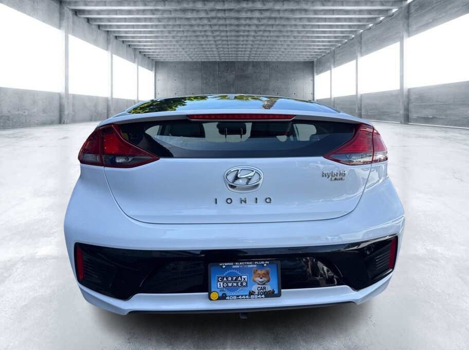 Used 2019 Hyundai Ioniq Blue FWD image 4