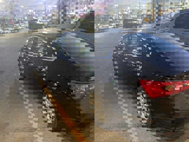 Used 2024 Chevrolet Malibu LT image 8