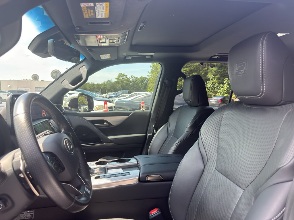 Used 2022 Lexus LX 600 F Sport AWD/4WD image 5