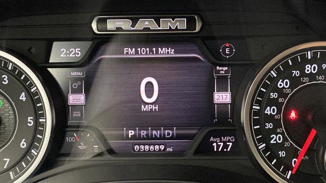 Used 2023 RAM 1500 Laramie image 10
