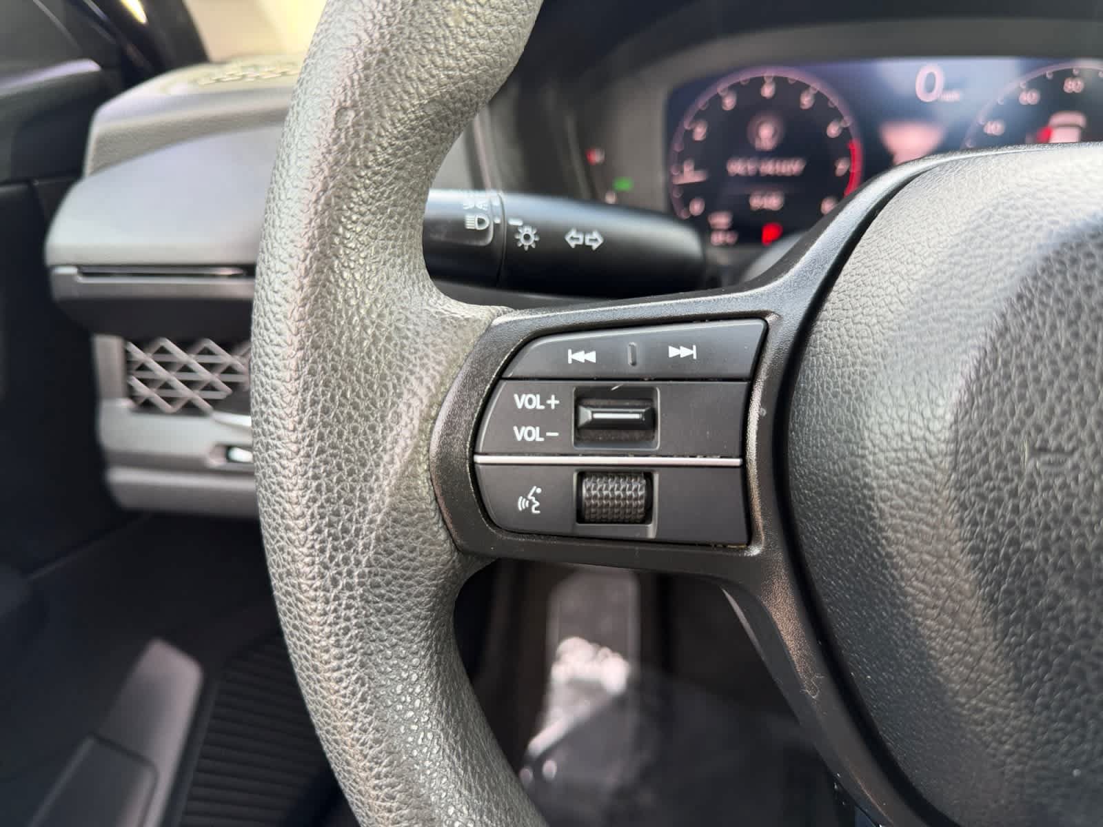 Used 2023 Honda Accord EX image 23