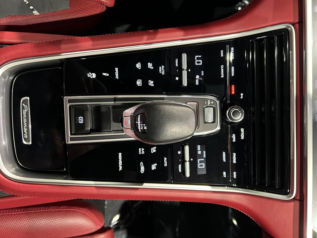 Used 2023 Porsche Panamera 4 Platinum Edition w/ Assistance Package AWD/4WD image 25