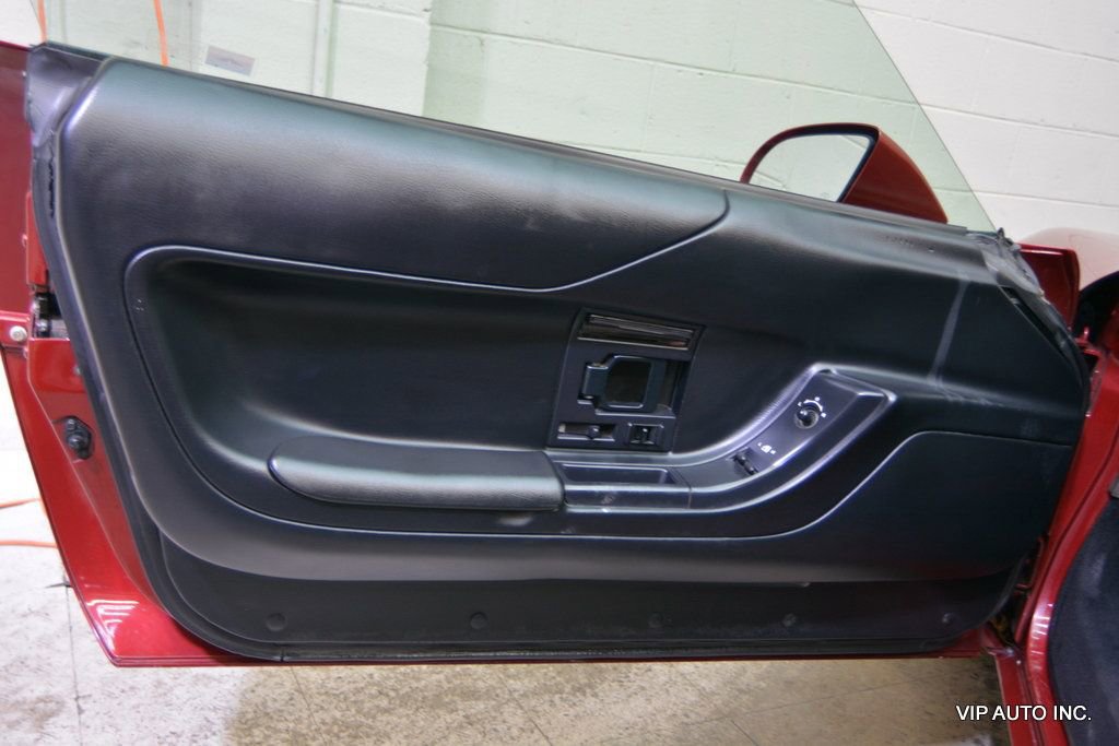 Used 1994 Chevrolet Corvette Coupe image 7
