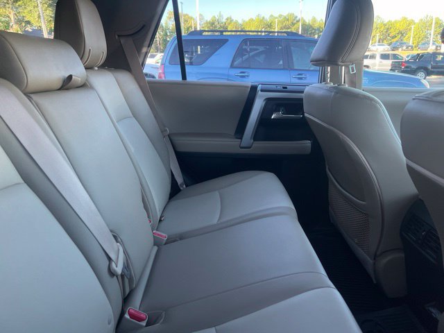 Used 2023 Toyota 4Runner SR5 Premium w/ Moonroof Package AWD/4WD image 15