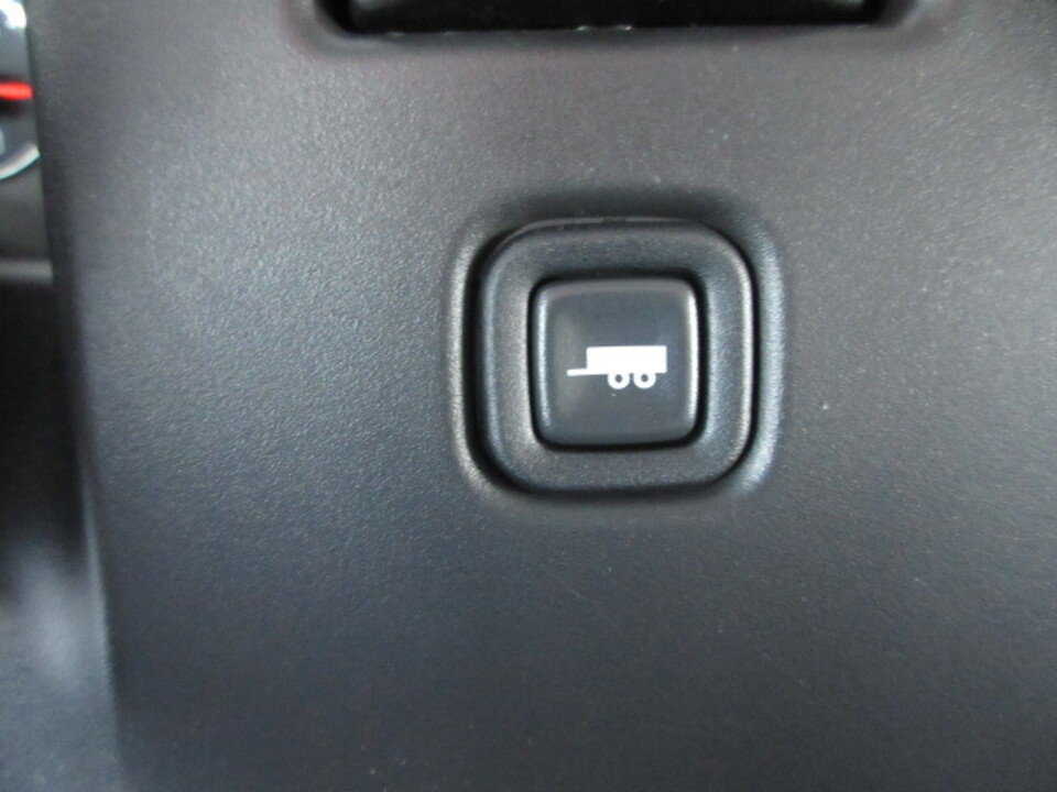 Used 2024 Chevrolet Express 3500 LT w/ LT Preferred Equipment Group RWD image 17