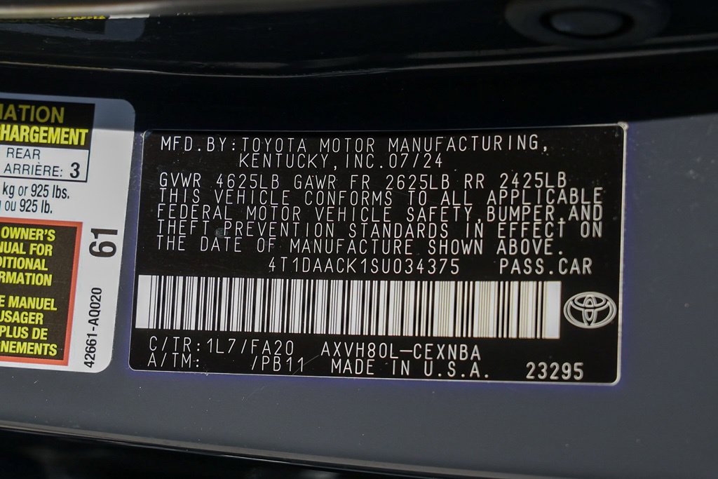 Used 2025 Toyota Camry LE FWD image 34