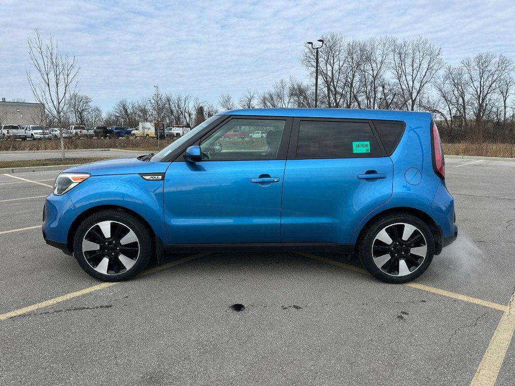 Used 2016 Kia Soul + w/ Designer's Package image 2