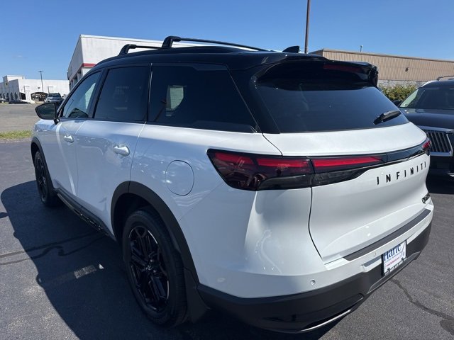 New 2026 INFINITI QX60 Luxe w/ Dark Cargo Package image 4