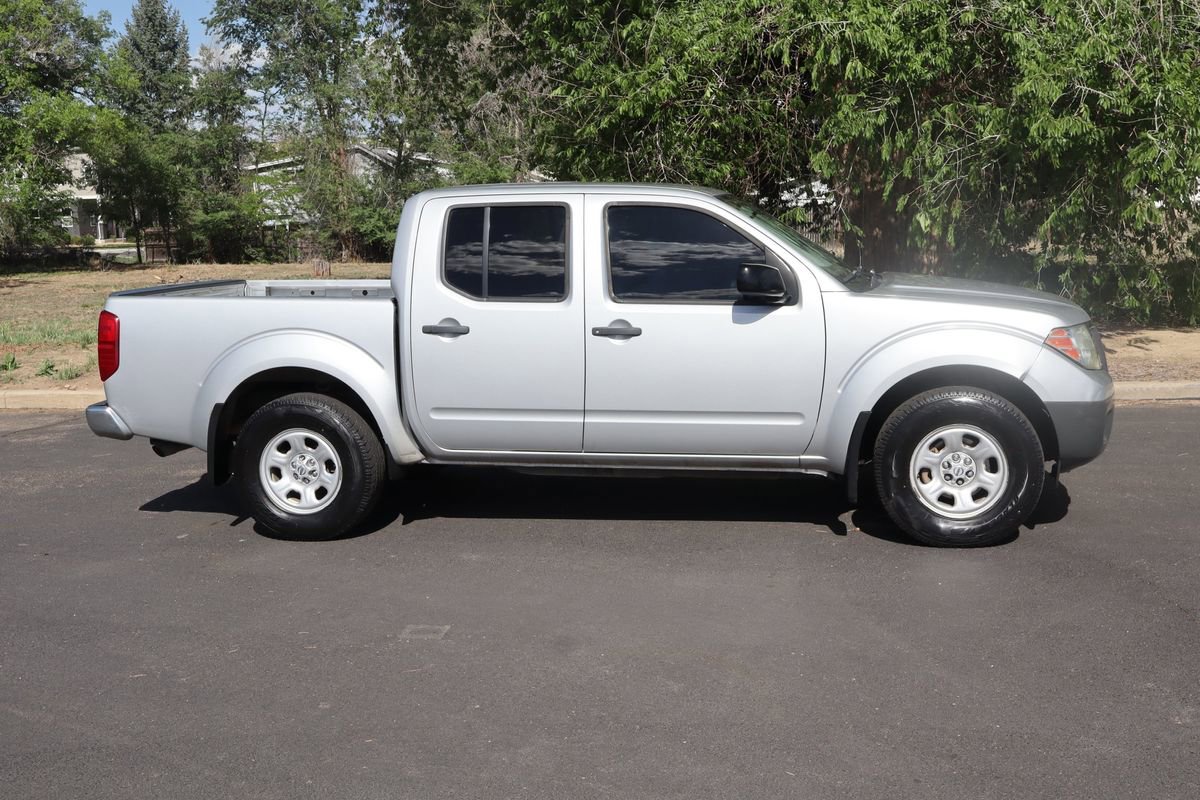 Used 2016 Nissan Frontier S AWD/4WD image 3