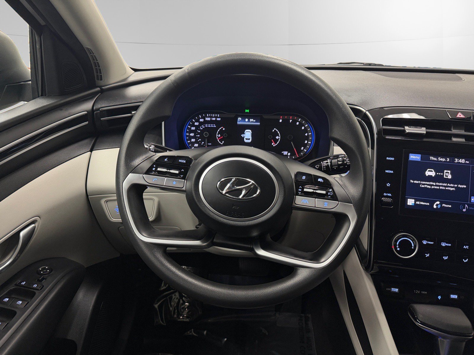 Certified 2023 Hyundai Tucson SEL AWD/4WD image 12