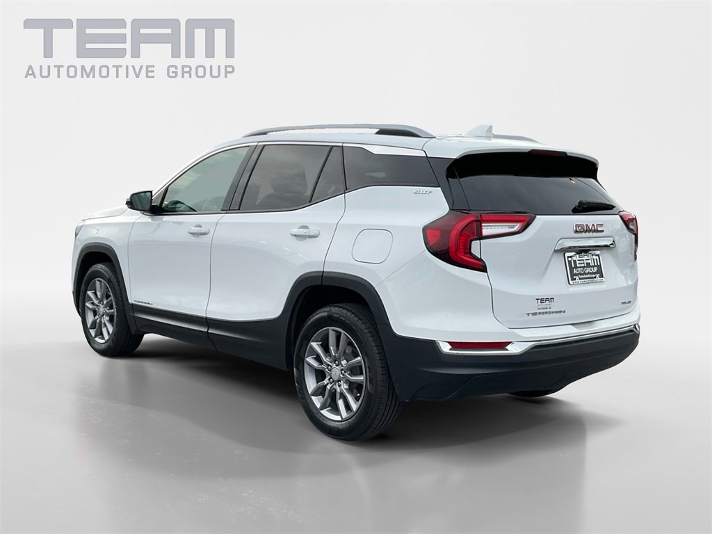 Used 2024 GMC Terrain SLT image 5