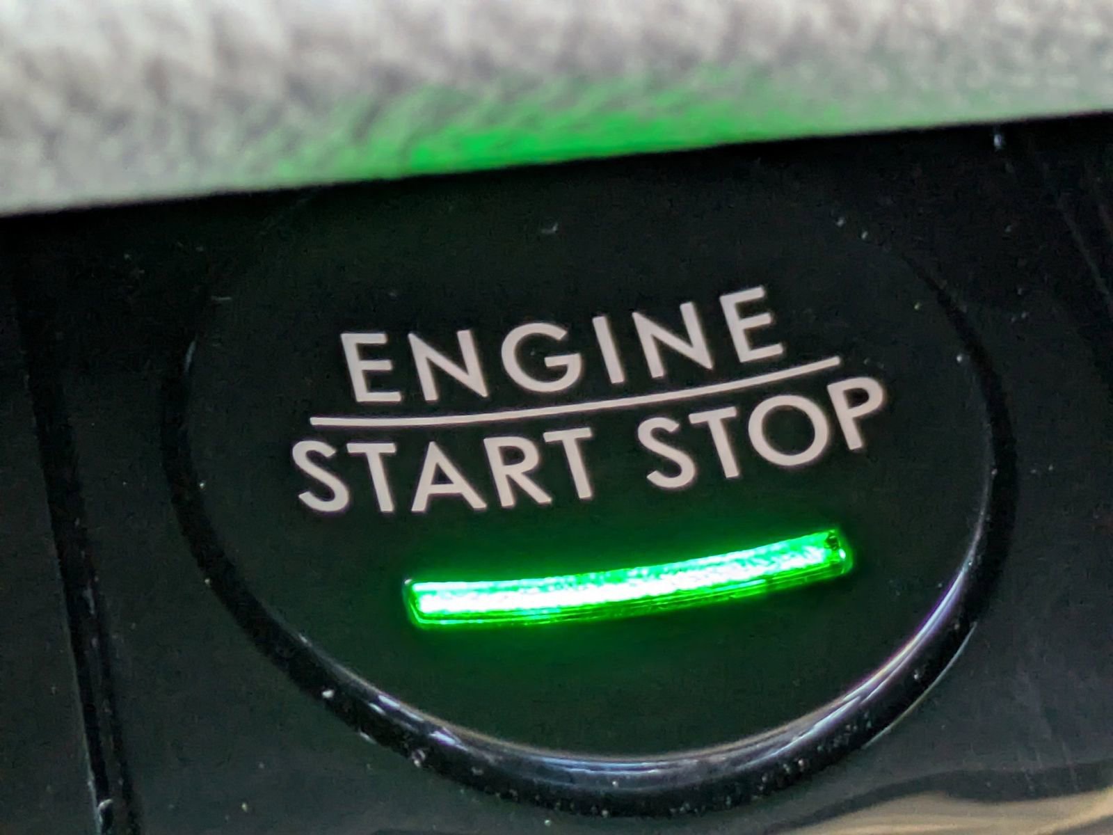 Certified 2025 Lincoln Corsair FWD w/ Equipment Group 101A image 30