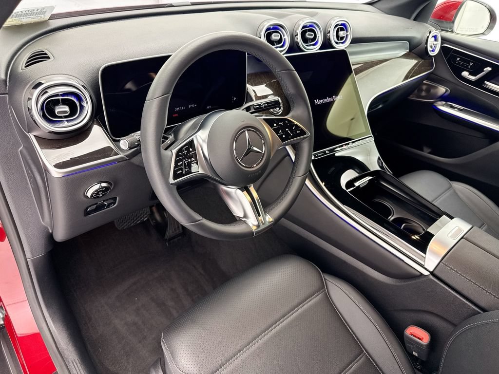 Certified 2026 Mercedes-Benz GLC 300 image 9
