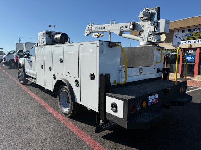 New 2026 Ford F550 4x4 SuperCab Super Duty image 6