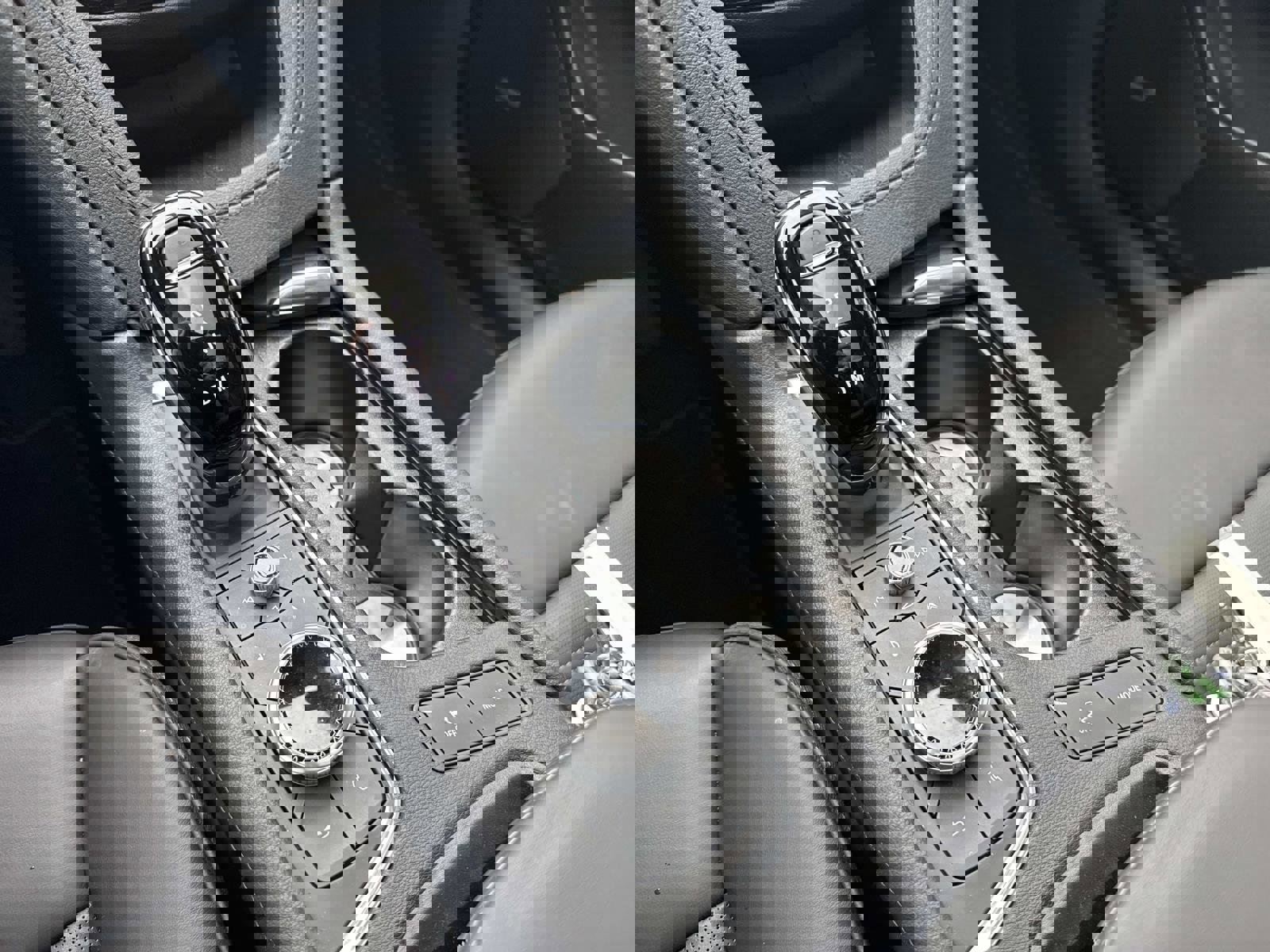 New 2025 Cadillac XT6 Premium Luxury w/ Platinum Package image 23