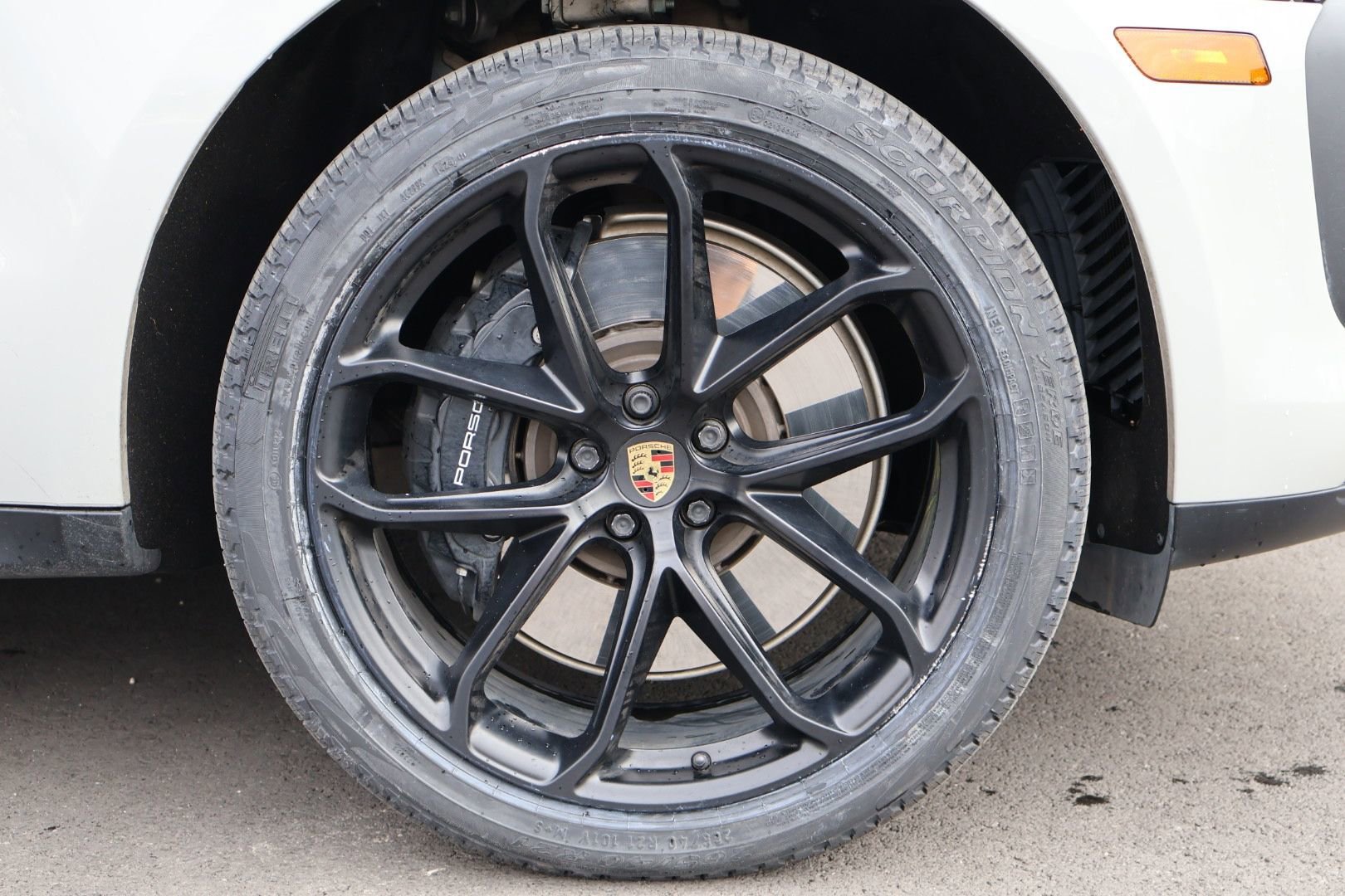 Certified 2022 Porsche Macan GTS image 30