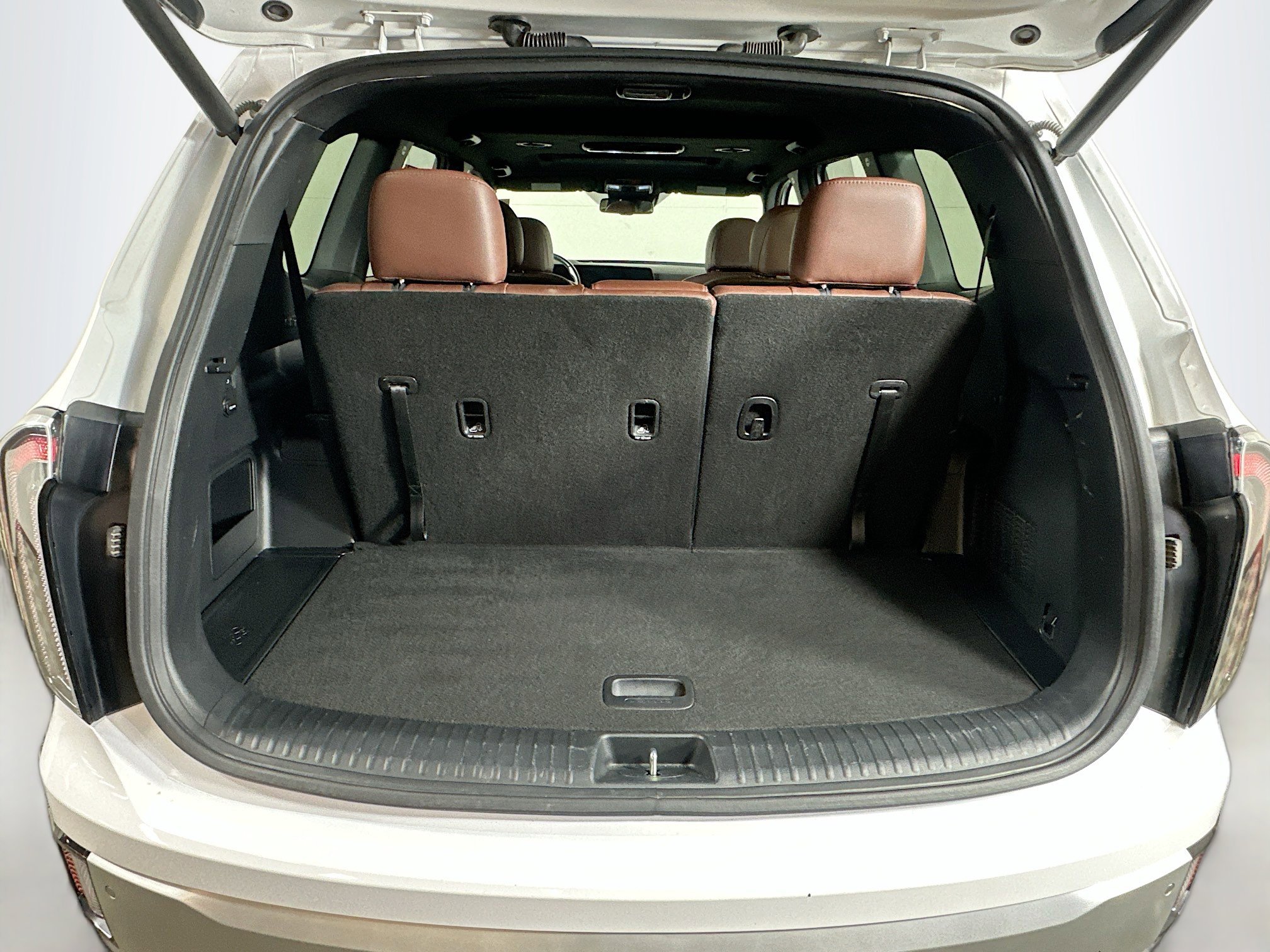 Used 2023 Kia Telluride EX w/ EX Captain's Chair Package image 27