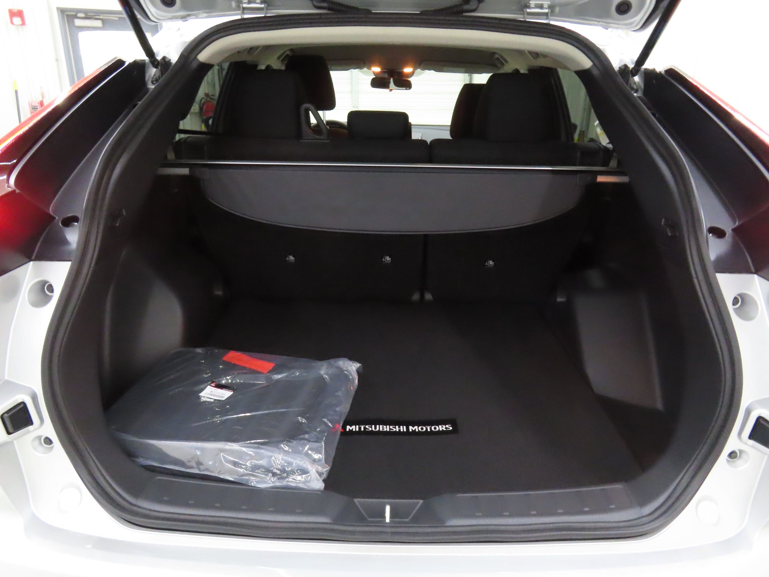 New 2026 Mitsubishi Eclipse Cross ES AWD/4WD image 21