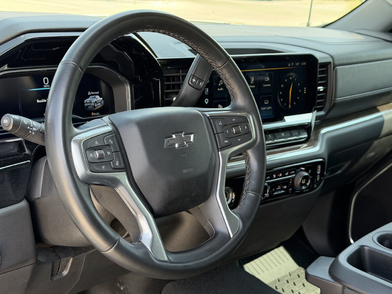Certified 2024 Chevrolet Silverado 1500 RST w/ LPO, Dark Essentials Package RWD image 11