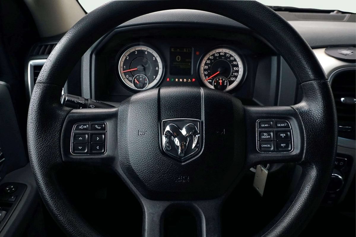 Used 2017 RAM 1500 Classic SLT AWD/4WD image 22