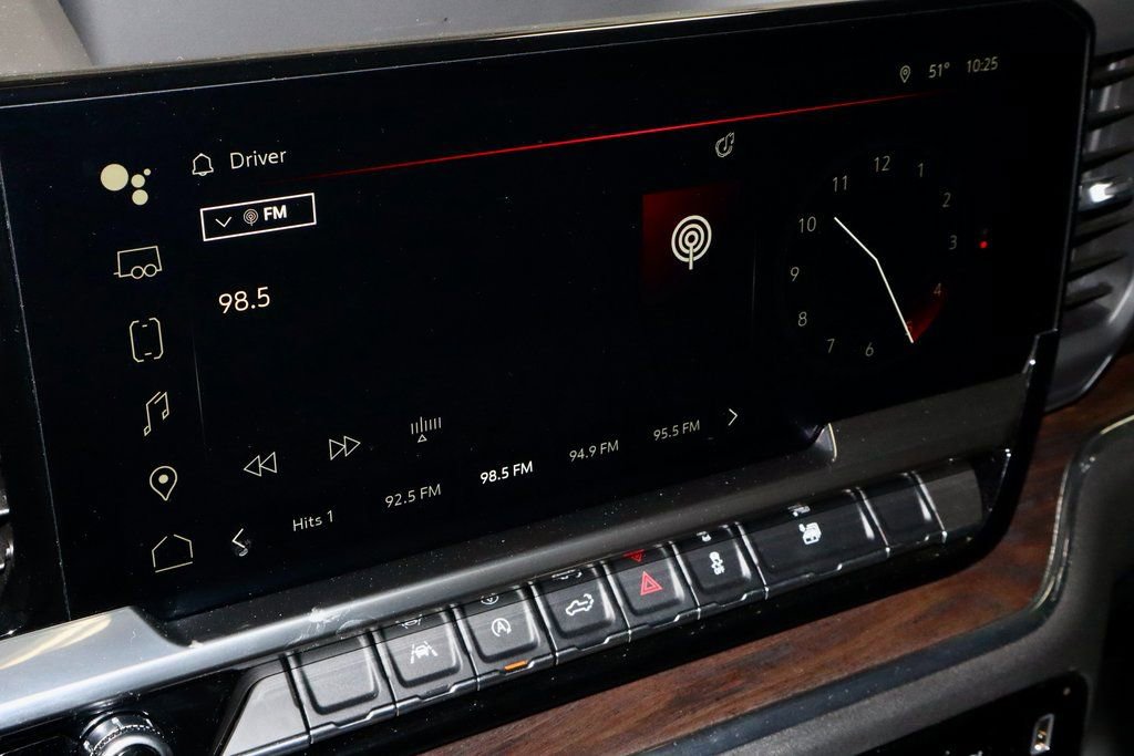 Used 2023 GMC Sierra 1500 SLT w/ SLT Premium Package image 3