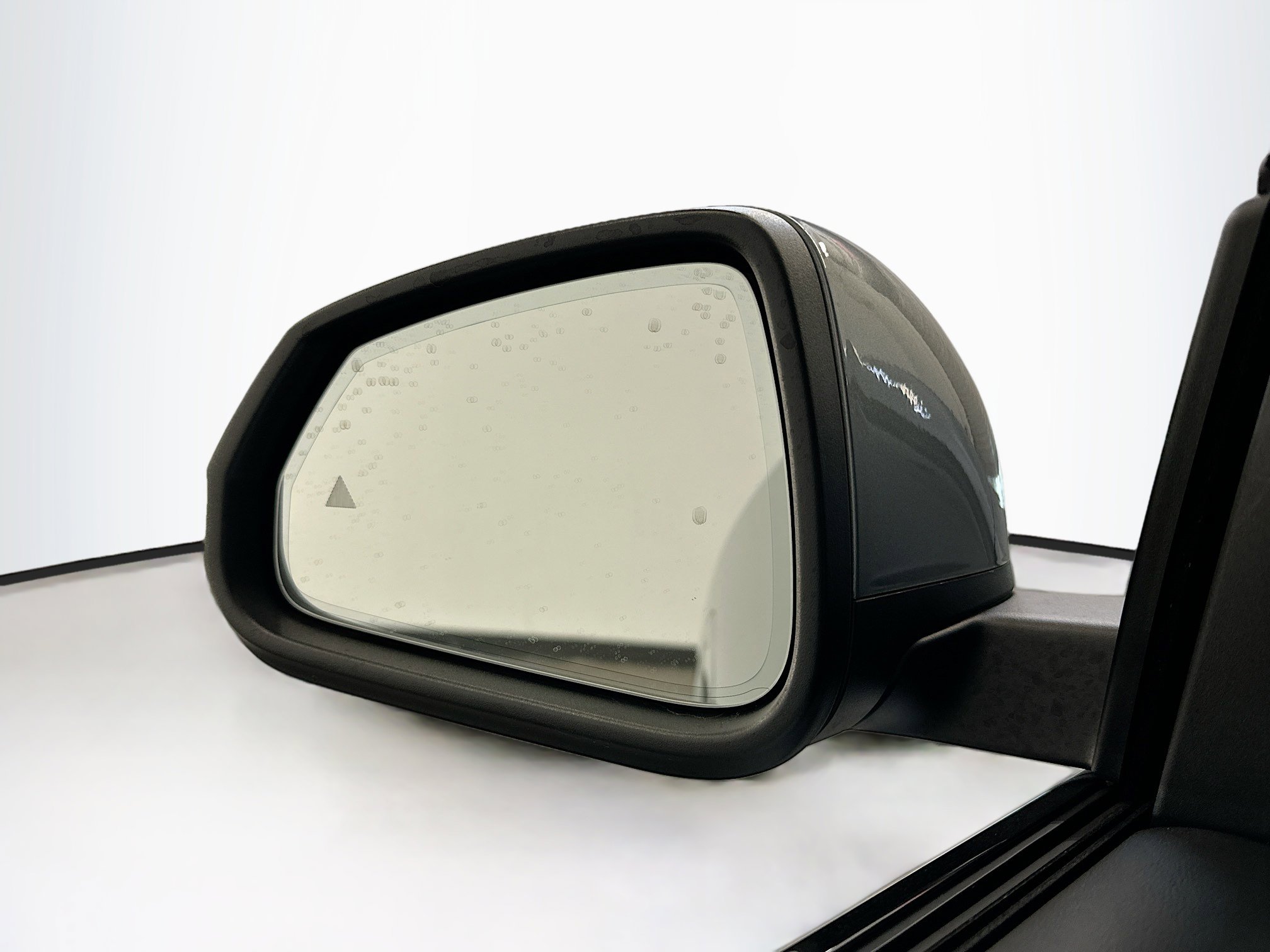 Used 2025 BMW X2 xDrive28i image 16