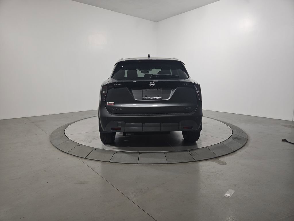 New 2026 Nissan Kicks SV w/ SV Premium Package image 4