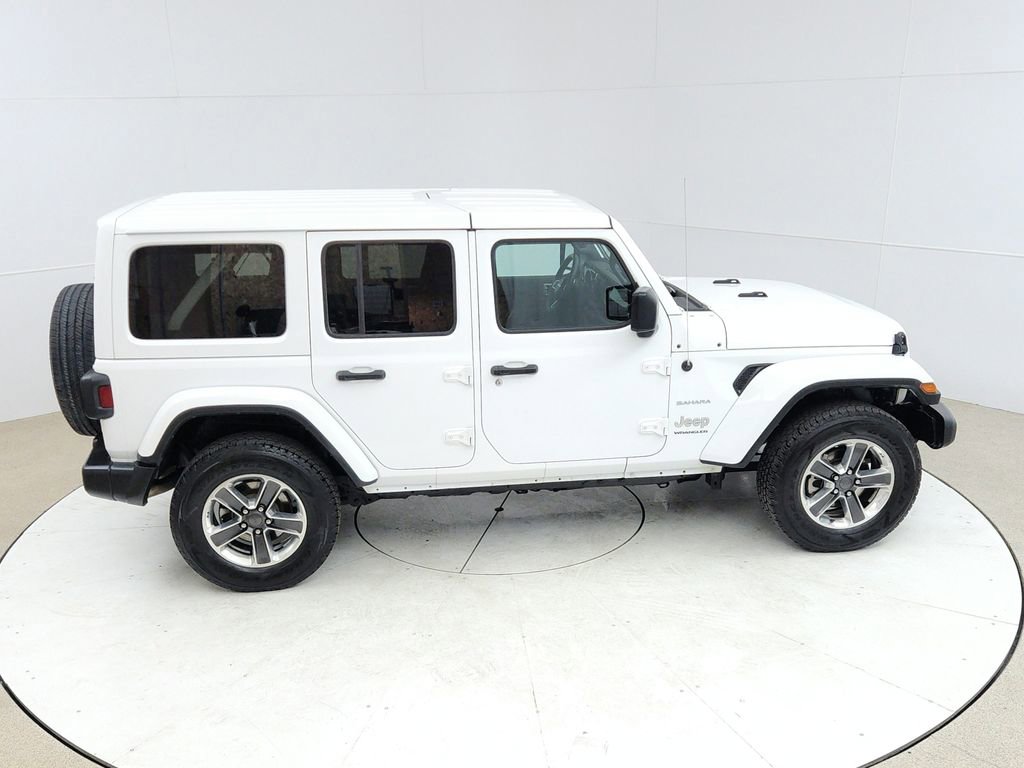 Used 2023 Jeep Wrangler Unlimited Sahara AWD/4WD image 19