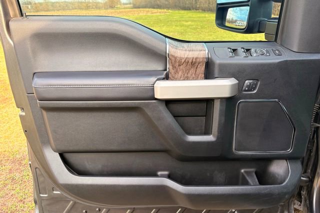 Used 2017 Ford F350 Lariat w/ Lariat Ultimate Package image 24