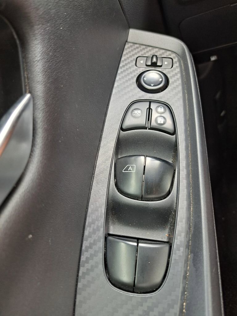 Used 2024 Nissan Sentra SV image 13