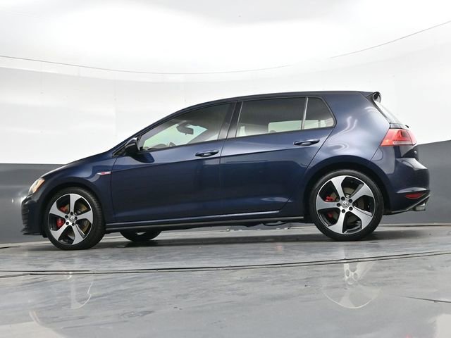 Used 2017 Volkswagen GTI SE FWD image 33
