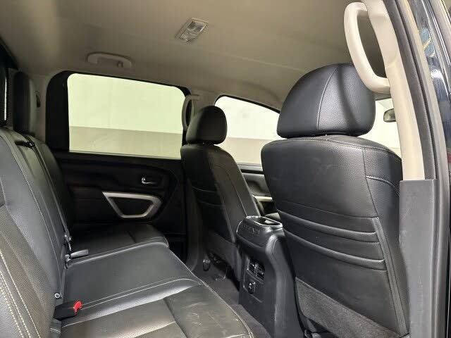 Used 2018 Nissan Titan SL w/ Chrome Package AWD/4WD image 66